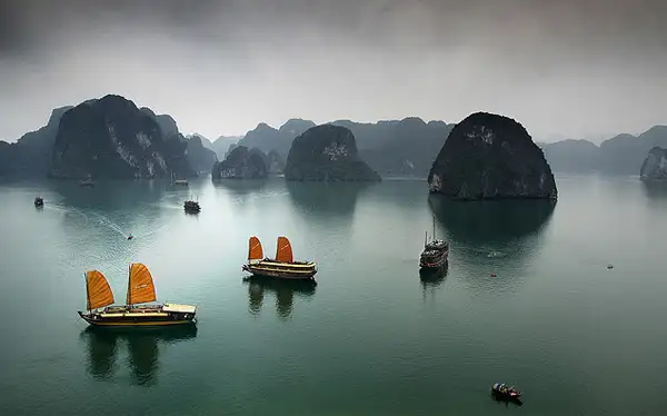 Hành trình văn hóa từ Trường Sơn đến vịnh Hạ Long